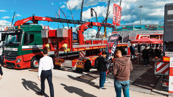 BAUMA und IAA Transportation Review Titelbild